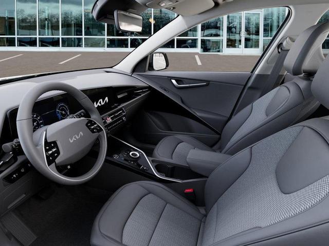 Photo of 2025 Green Kia Niro EV