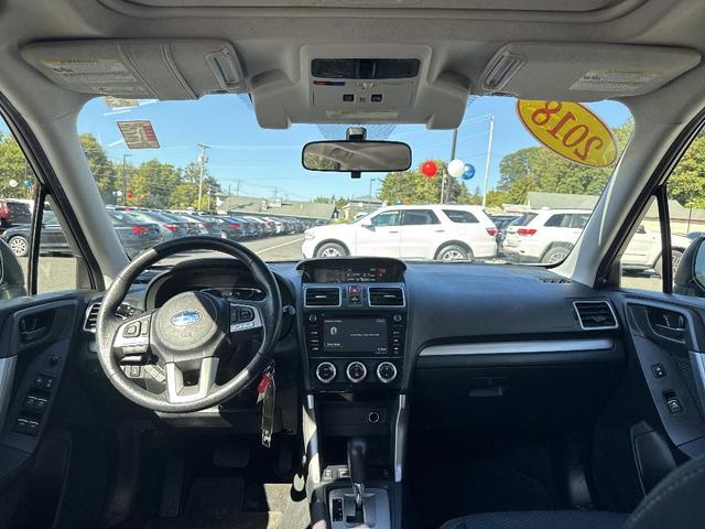 Photo of 2018 Crystal Black Silica Subaru Forester