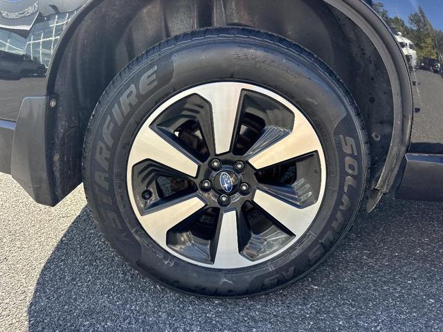 Photo of 2018 Crystal Black Silica Subaru Forester
