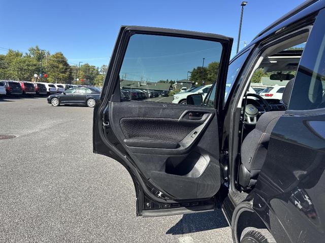 Photo of 2018 Crystal Black Silica Subaru Forester