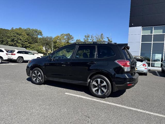 Photo of 2018 Crystal Black Silica Subaru Forester