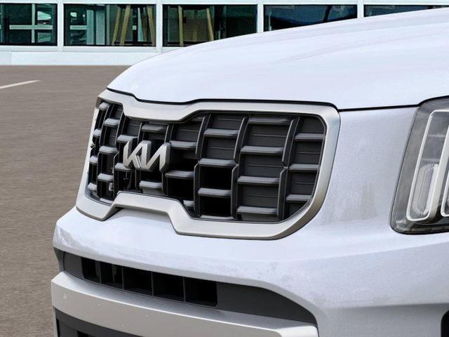 Photo of 2025 Glacial White Pearl Kia Telluride