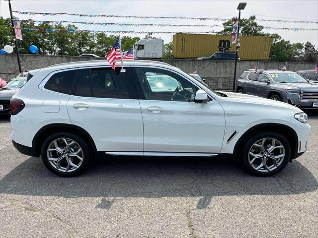Photo of 2022 Mineral White Metallic BMW X3