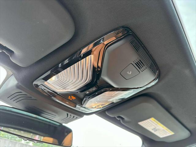 Photo of 2022 Mineral White Metallic BMW X3