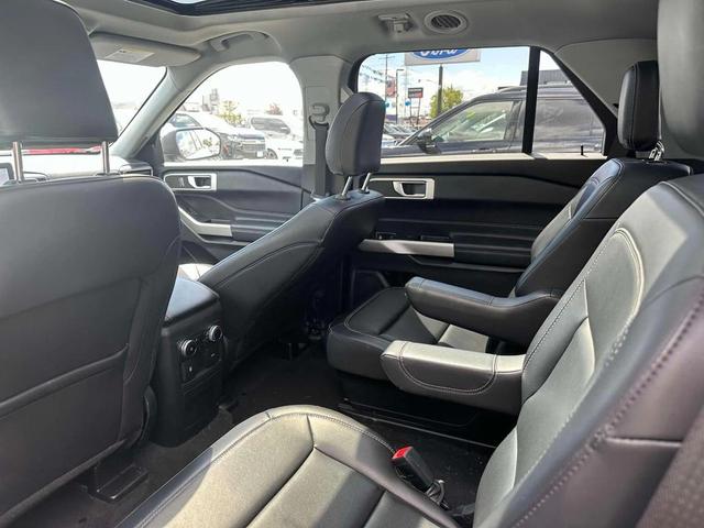 Photo of 2022 Oxford White Ford Explorer