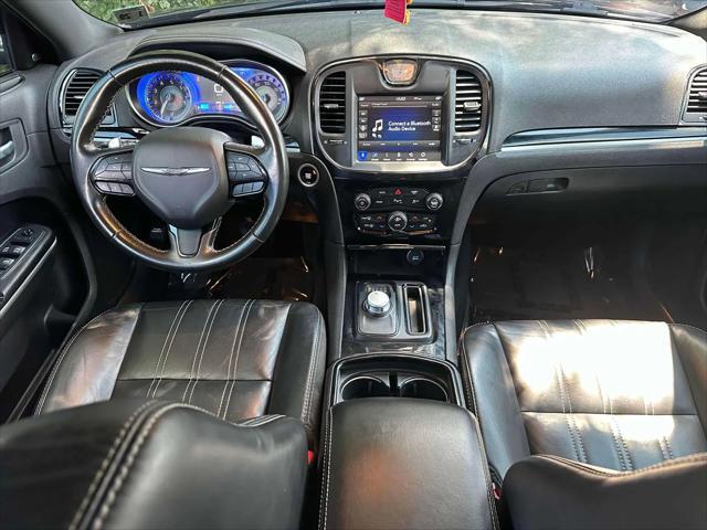 Photo of 2021 Gloss Black Chrysler 300