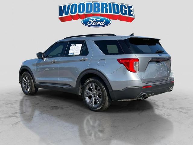 Photo of 2022 Iconic Silver Metallic Ford Explorer