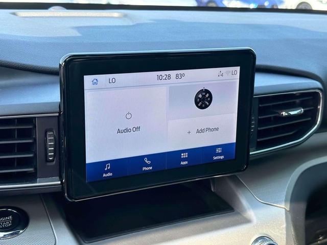 Photo of 2022 Iconic Silver Metallic Ford Explorer