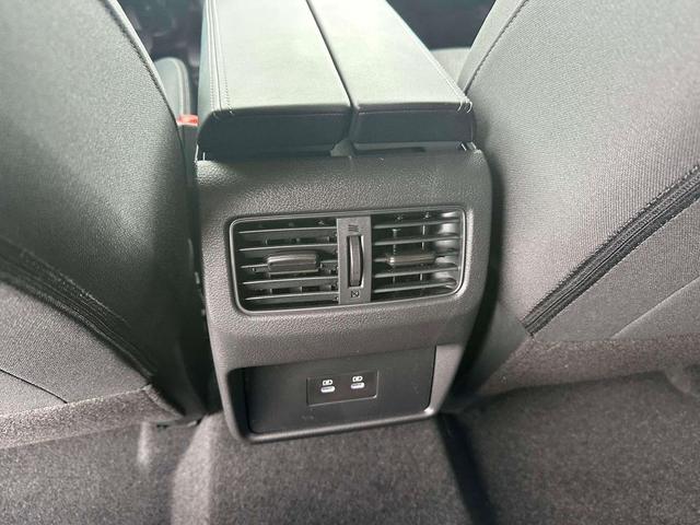 Photo of 2026 Super Black Nissan Rogue