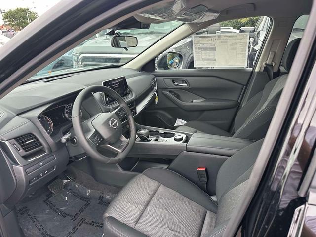 Photo of 2026 Super Black Nissan Rogue