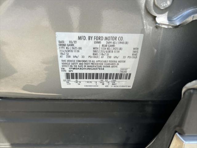 Photo of 2022 Iconic Silver Metallic Ford Explorer