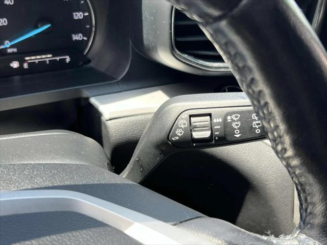Photo of 2022 Iconic Silver Metallic Ford Explorer