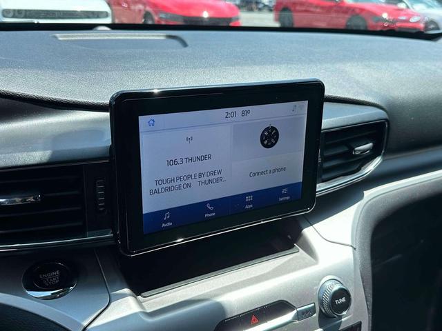 Photo of 2022 Oxford White Ford Explorer