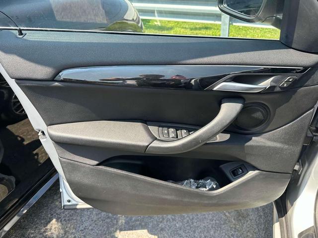 Photo of 2021 Cashmere Silver Metallic BMW X1