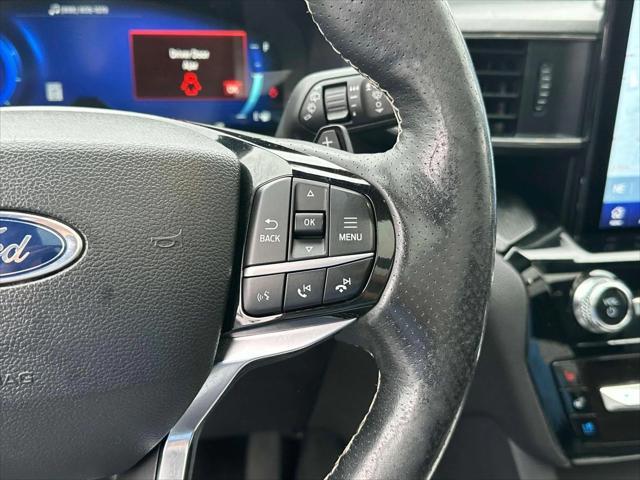 Photo of 2022 Atlas Blue Metallic Ford Explorer