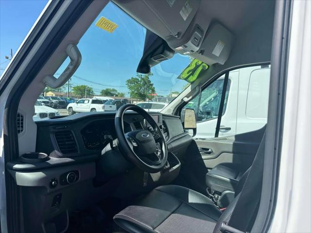 Photo of 2023 Oxford White Ford Transit-250