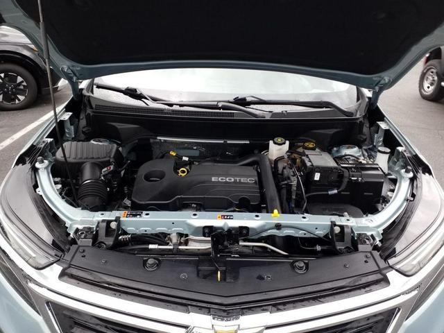 Photo of 2022 Seaglass Blue Metallic Chevrolet Equinox