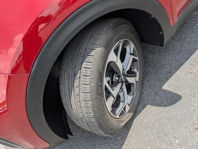 Photo of 2022 Hyper Red Kia Sportage