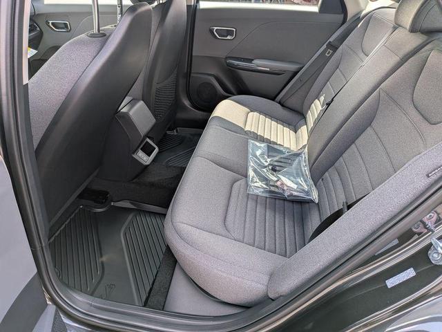 Photo of 2025 Gray Kia K4