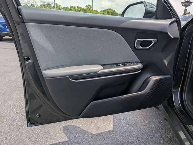 Photo of 2025 Gray Kia K4