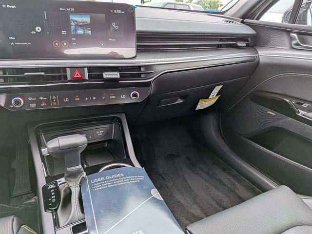 Photo of 2026 Gray Kia K5