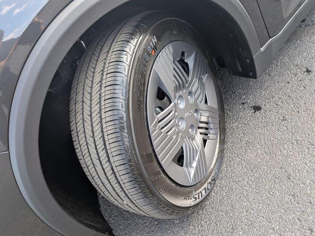 Photo of 2025 Gray Kia K4
