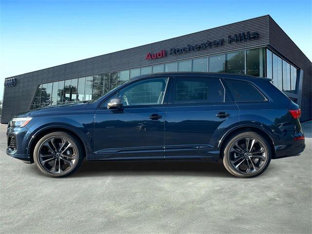 Photo of 2025 Waitomo Blue Metallic Audi Q7