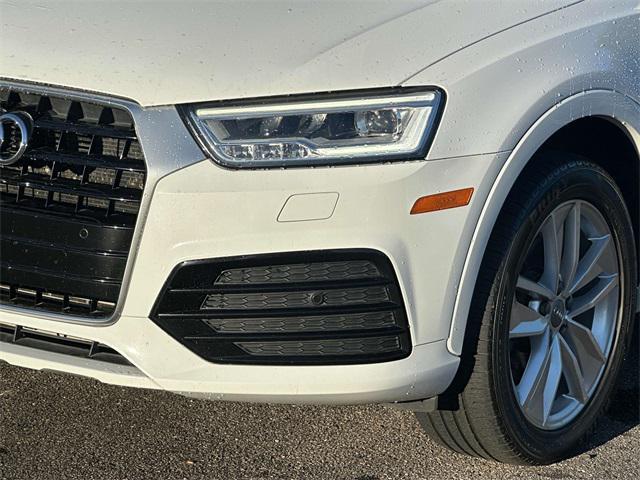 Photo of 2018 Glacier White Audi Q3