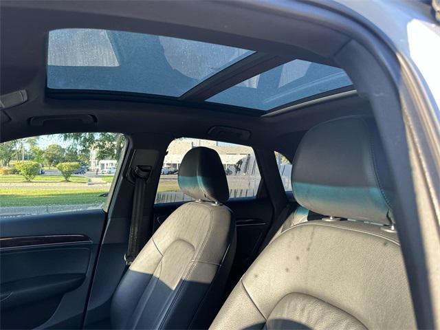 Photo of 2018 Glacier White Audi Q3