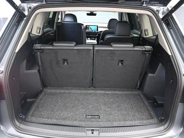 Photo of 2025 Platinum Gray Metallic Volkswagen Atlas