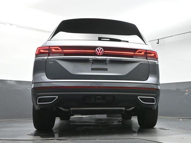 Photo of 2025 Platinum Gray Metallic Volkswagen Atlas