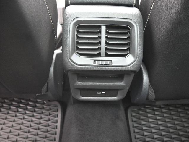 Photo of 2022 Pure White Volkswagen Taos