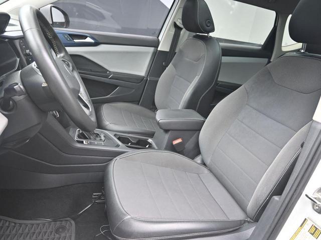 Photo of 2022 Pure White Volkswagen Taos