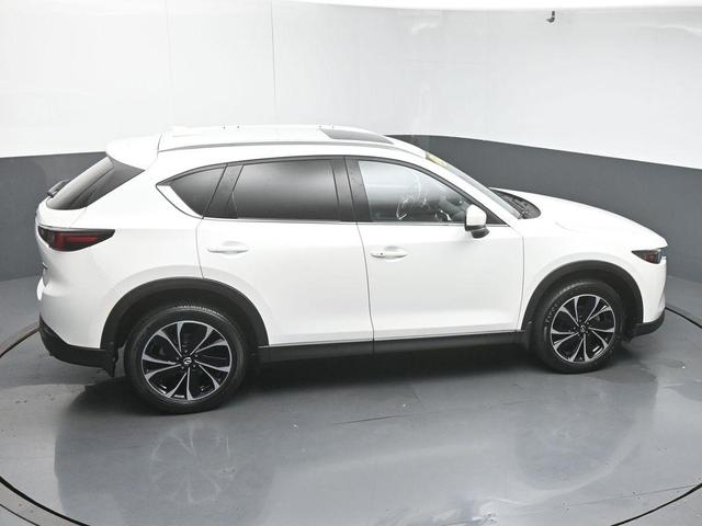 Photo of 2022 Snowflake White Pearl Mazda CX-5
