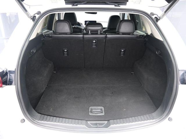 Photo of 2022 Snowflake White Pearl Mazda CX-5