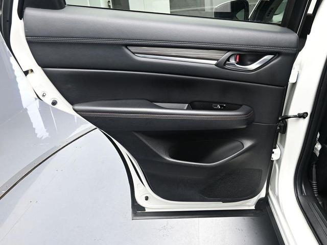 Photo of 2022 Snowflake White Pearl Mazda CX-5