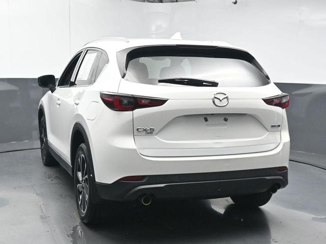 Photo of 2022 Snowflake White Pearl Mazda CX-5