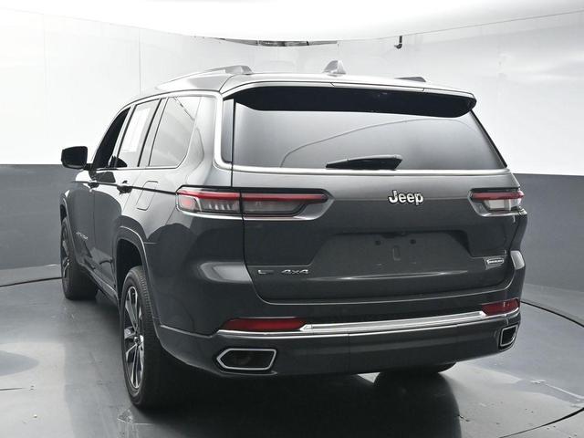 Photo of 2021 Metallic Jeep Grand Cherokee L