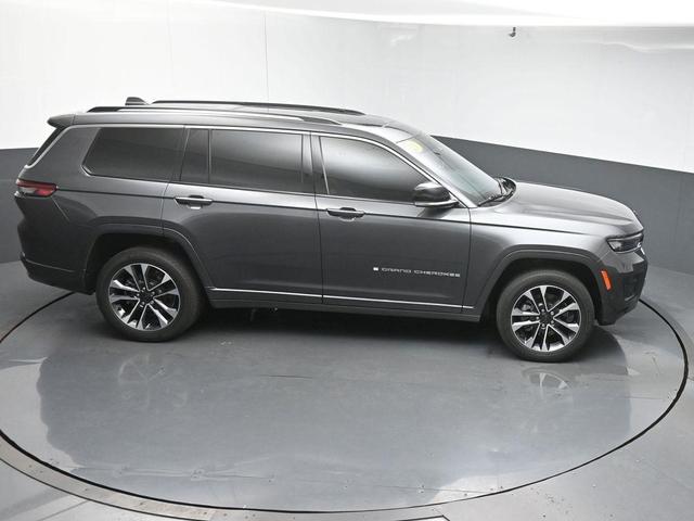 Photo of 2021 Metallic Jeep Grand Cherokee L