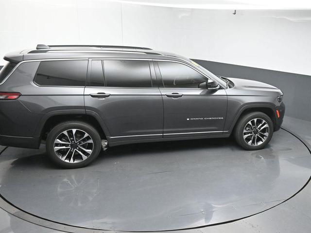 Photo of 2021 Metallic Jeep Grand Cherokee L