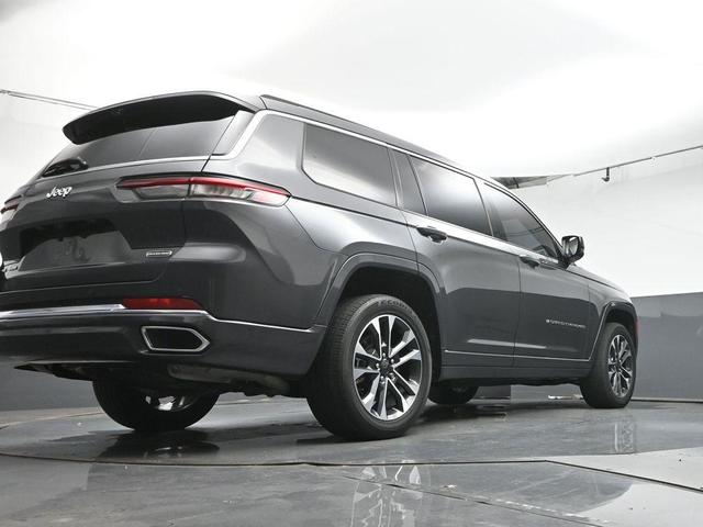 Photo of 2021 Metallic Jeep Grand Cherokee L
