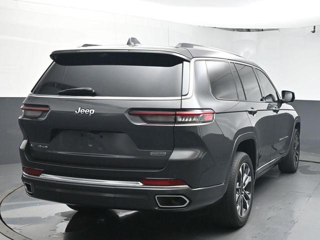 Photo of 2021 Metallic Jeep Grand Cherokee L