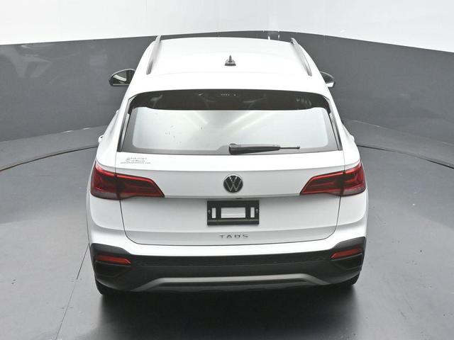 Photo of 2024 Pure White Volkswagen Taos