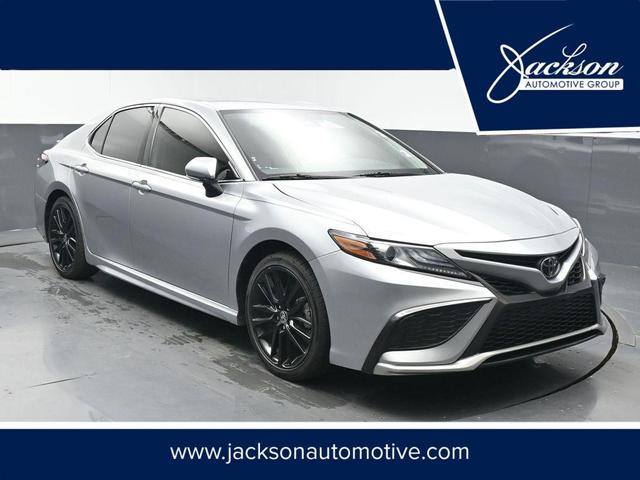 Photo of 2023 Silver Toyota Camry