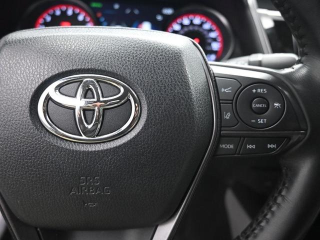Photo of 2023 Silver Toyota Camry