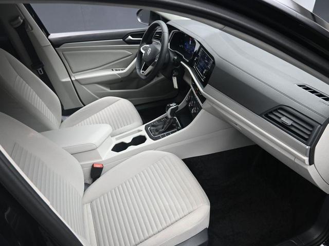 Photo of 2024 Deep Black Pearl Effect Volkswagen Jetta