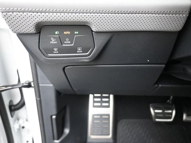 Photo of 2025 Pure White Volkswagen Atlas