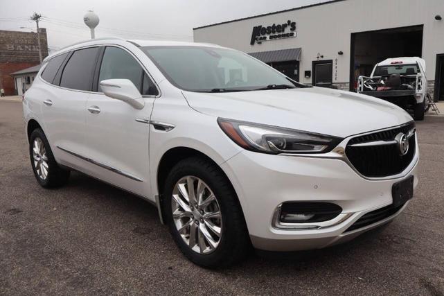 Photo of 2018 White Buick Enclave