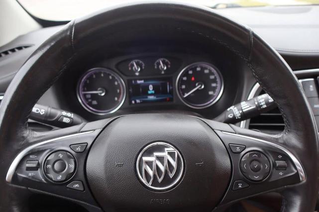 Photo of 2018 White Buick Enclave