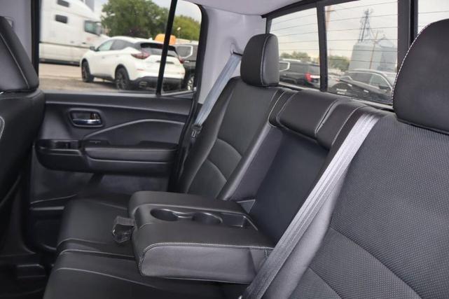 Photo of 2022 Silver Honda Ridgeline